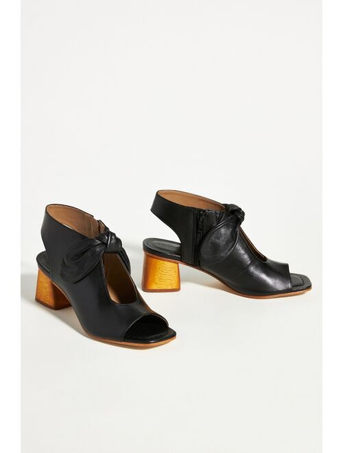 Buy Bernardo Lizzie Block Heels online | Topofstyle