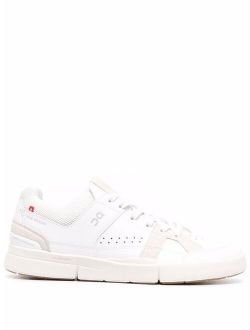 Running panelled low-top sneakers