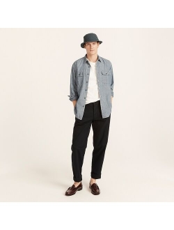 Classic Relaxed-fit pleated chino pant