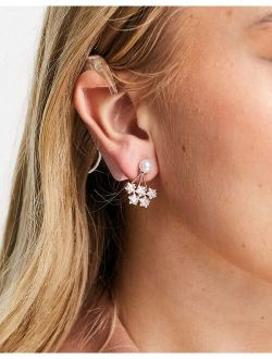 Treclya starburst pearl stud earrings in gold