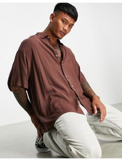 boxy oversized viscose shirt in brown