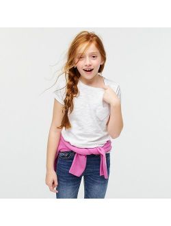 Girls' T-shirt with heart-shaped pocket