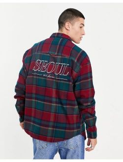 90s oversized shirt in burgundy check with city back print