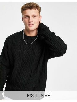 relaxed cable knit sweater in black