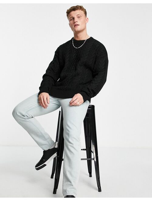 New Look relaxed cable knit sweater in black