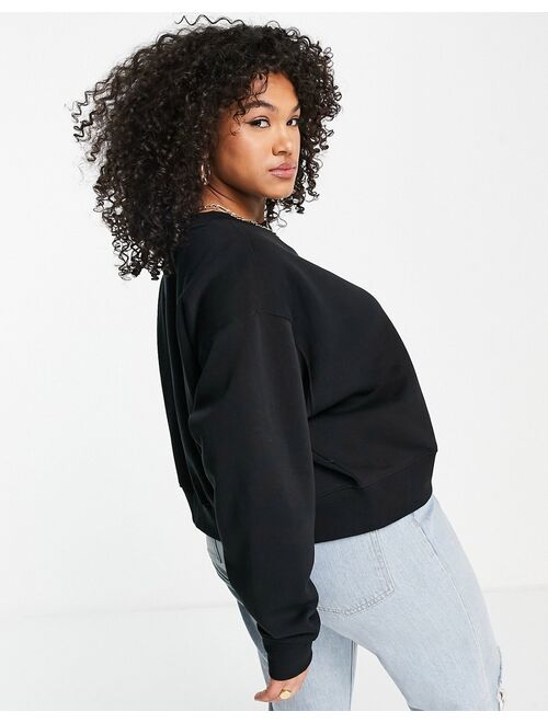 Adidas Originals Originals Plus essential sweatshirt with central logo in black