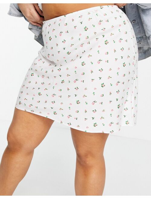 ASOS DESIGN Curve mini skirt in blush ditsy floral print