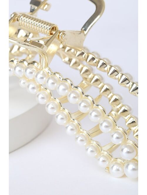 Lulus Best Tressed Valentine Gold and Pearl Claw Clip