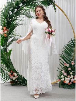 Plus Cloak Sleeve Lace Wedding Dress