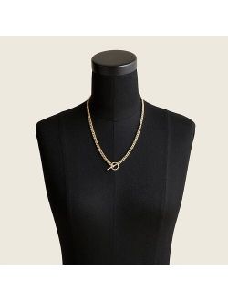 Curb chain necklace with toggle closure
