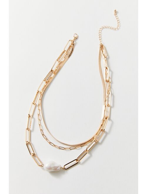 Urban Outfitters Pearl Pendant Layer Necklace
