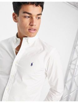 player logo slim fit poplin shirt in white