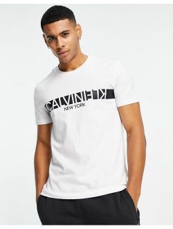 reversed chest stripe logo t-shirt in white