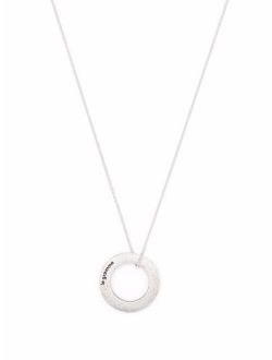 round pendant chain necklace