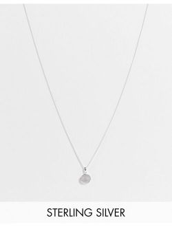 sterling silver neckchain with faux pearl pendant in silver