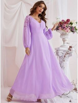 Contrast Lace Bishop Sleeve Dress
