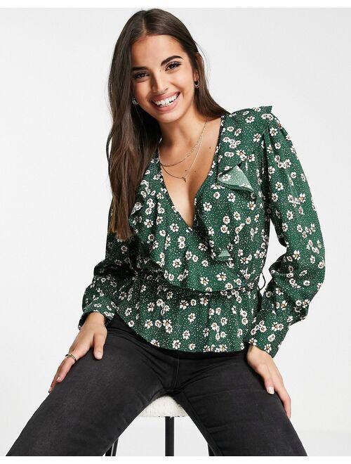 New Look wrap blouse in green daisy floral
