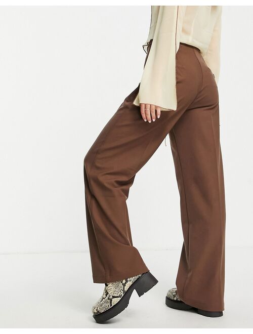 Bershka Petite wide leg slouchy dad tailored pants in brown