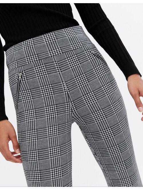 New Look leggings in black check