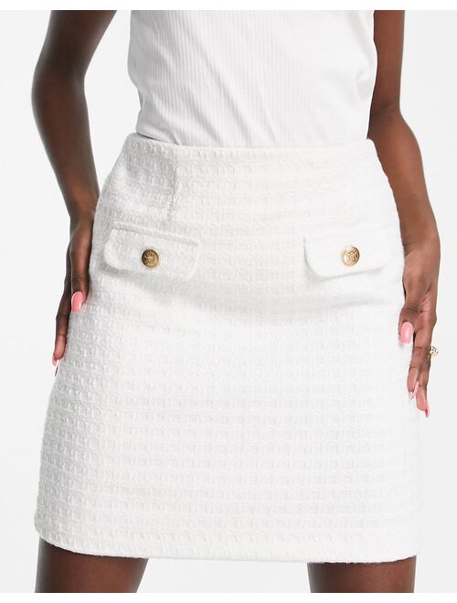 New Look boucle mini skirt in white