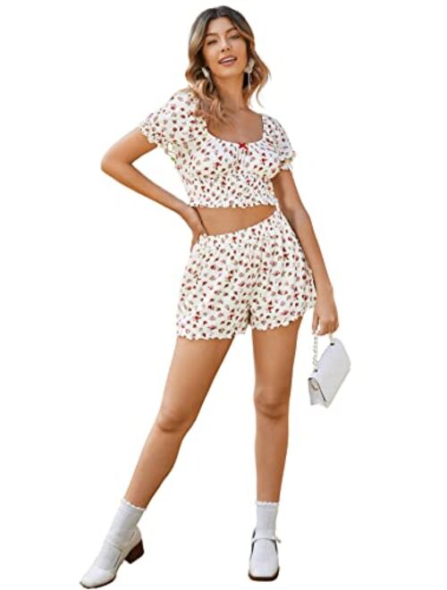 SweatyRocks Women's 2 Piece Outfits Cute Floral Print Short Sleeve Crop Top and Shorts Set