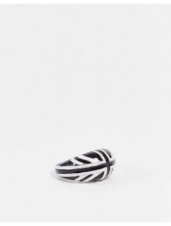 dome ring with Union Jack in monochrome