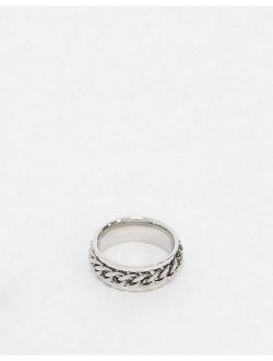 stainless steel band ring with moving chain in silver tone