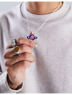 rope neckchain with enamel planet pendant in silver tone