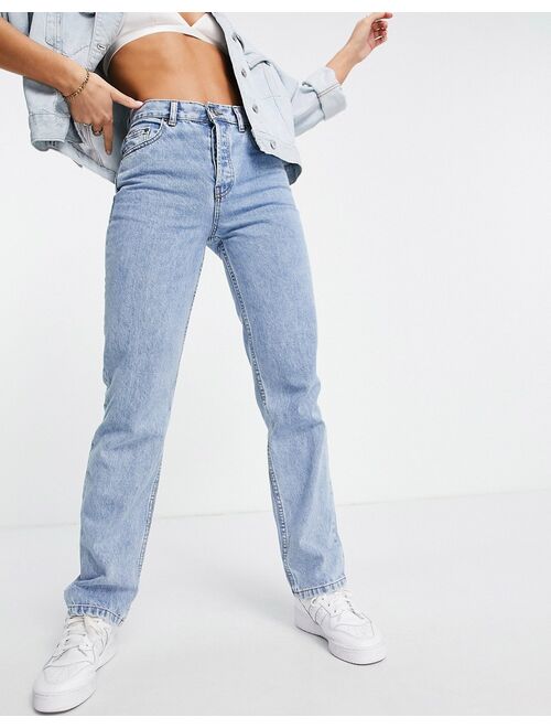 ASOS DESIGN mid rise 90s straight leg jeans in vintage light wash
