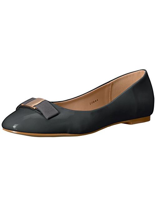 Brinley Co. Womens Round Toe Patent Flats