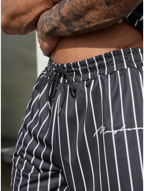 Shein Extended Sizes Men Striped Tee & Drawstring Waist Shorts