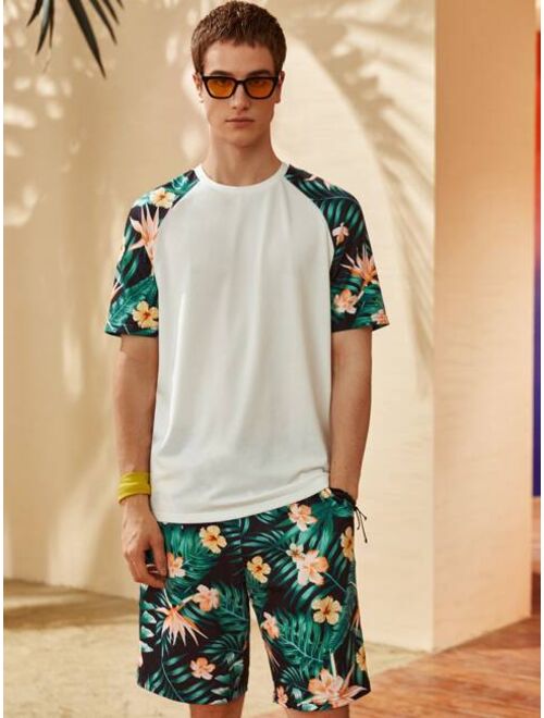 SHEIN Men Tropical Print Raglan Sleeve Tee & Shorts