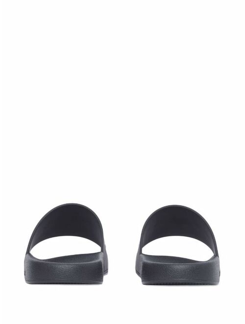 Burberry lettering logo flat slides