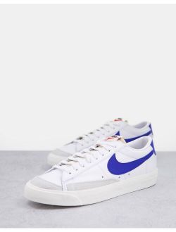 Blazer Low '77 VNTG suede sneakers in white/hyper royal