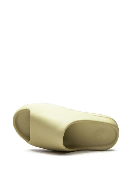 Buy adidas Yeezy ridged sole slides online | Topofstyle