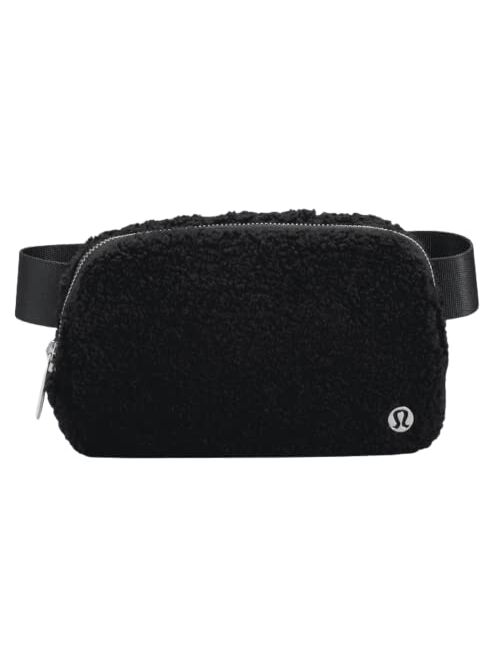 Lululemon Athletica Lululemon Everywhere Fleece Belt Bag (Black)
