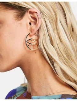 hoop earrings with eye design in gold tone