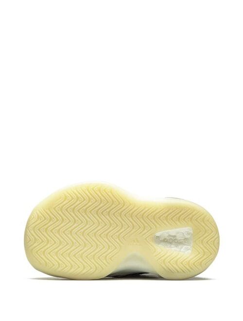 Adidas Yeezy Quantum Infant sneakers