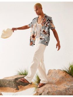 relaxed revere shirt in linen mix with floral print
