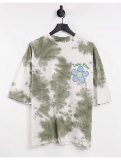 oversized t-shirt in khaki tie dye with floral chest embroidery