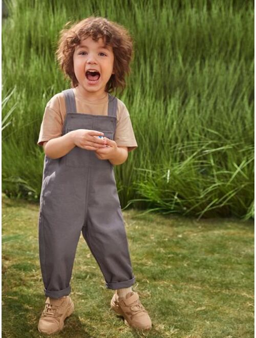 SHEIN Toddler Boys Solid Flap Pocket Jumpsuit