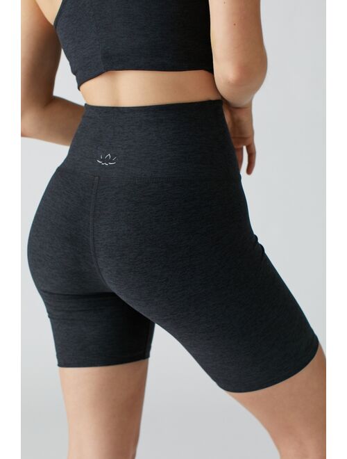 Beyond Yoga At Your Leisure V-Waist Bike Short