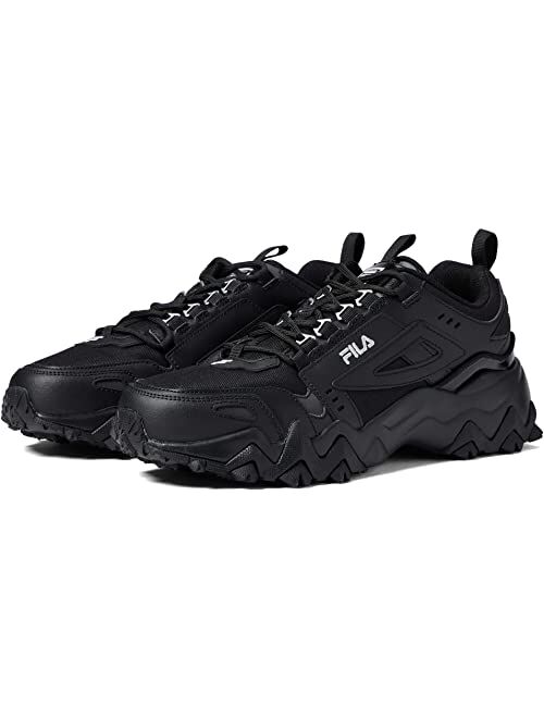 Fila Oakmont TR Low Top Synthetic Walking Sneaker