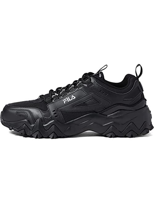 Fila Oakmont TR Low Top Synthetic Walking Sneaker