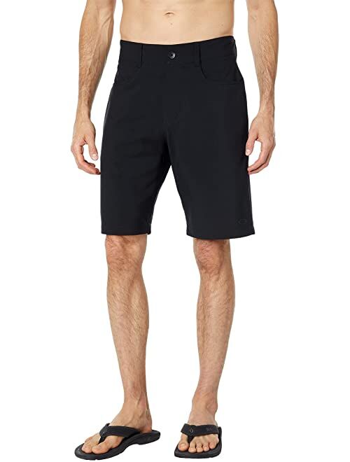 Oakley Baseline 2.0 21" Hybrid Shorts