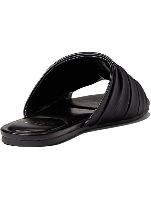 Marc Fisher LTD Oswin 2 Flat Sandal For Women