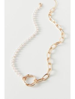 Pearl And Chain O-Ring Necklace