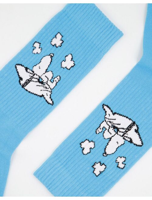 ASOS DESIGN Snoopy on a cloud sports socks