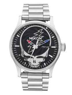 Grateful Dead Sentry Stainless Steel A1339-100m Water Resistant Men's Analog Classic Watch (42mm Watch Face, 23mm-20mm Stainless Steel Band)