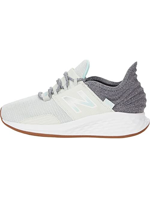 New Balance Fresh Foam Roav Tee Shirt Running Shoes